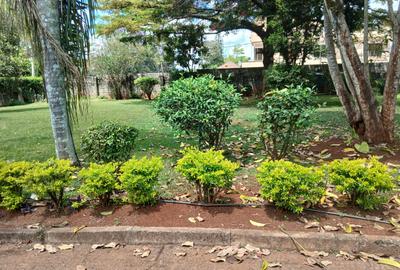5 Bed Villa with En Suite in Gigiri - 3