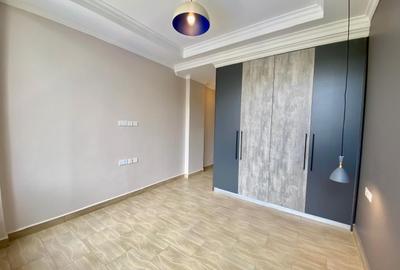 1 Bed Apartment with En Suite in Rhapta Road