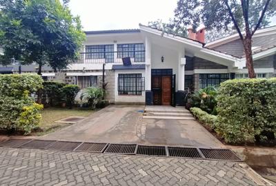 4 Bed Villa with En Suite at Lavington