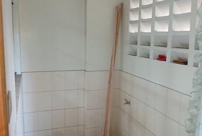 Serviced 2 Bed Apartment with En Suite at Amara Lane