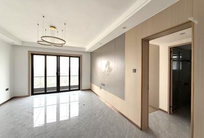 3 Bed Apartment with En Suite at Riverside