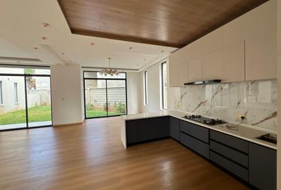 5 Bed Villa with En Suite at Isaac Gathanju Rd - 2