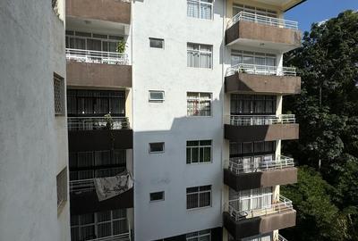 3 Bed Apartment with En Suite in Rhapta Road