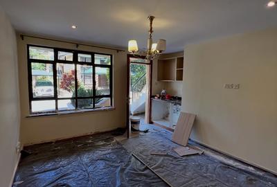 5 Bed Townhouse with En Suite in Lavington - 2