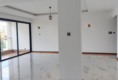 3 Bed Apartment with En Suite in Kileleshwa