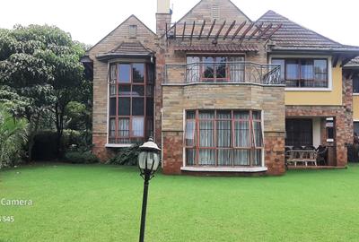 5 Bed Townhouse with En Suite in Runda