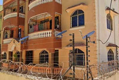 Serviced 2 Bed Apartment with Borehole at Bamburi Mombasa Mwembelegza