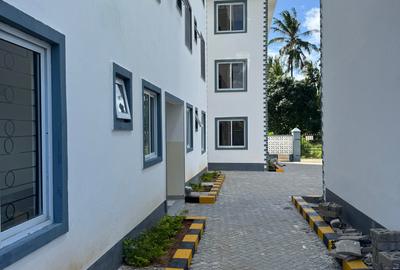 Serviced 2 Bed Apartment with En Suite in Mtwapa