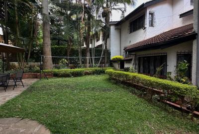 4 Bed Townhouse with En Suite in Kilimani