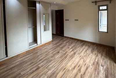 3 Bed Apartment with En Suite in Kileleshwa