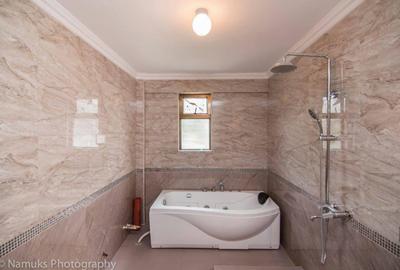 2 Bed Apartment with En Suite in Lavington - 2