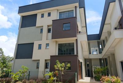 4 Bed Apartment with En Suite at Two Rivers