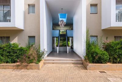 3 Bed Apartment with En Suite in Westlands Area