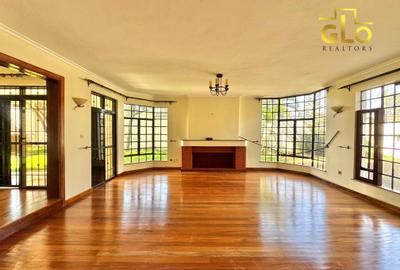 4 Bed House with En Suite in Kiambu Road