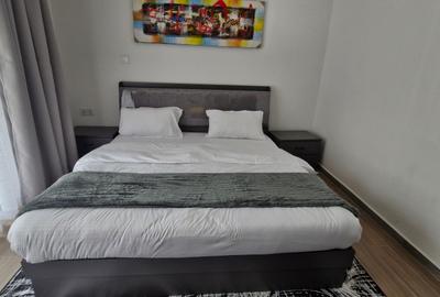 Serviced 2 Bed Apartment with En Suite at Riverside Drive