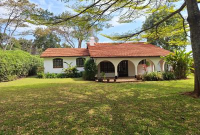 4 Bed House with En Suite in Loresho