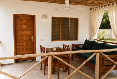 Serviced 1 Bed Apartment with En Suite in Watamu - 2
