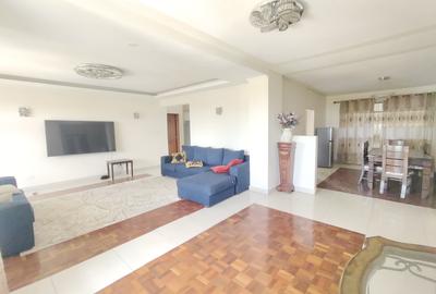 3 Bed Apartment with En Suite in Kilimani - 2
