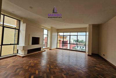 5 Bed Townhouse with En Suite at Lavington - 3