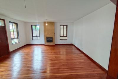 5 Bed Townhouse with En Suite at Off Othaya Road