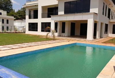 6 Bed House with En Suite in Loresho