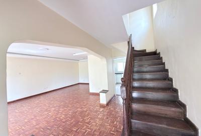 4 Bed Townhouse with En Suite at Westlands - 3