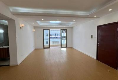 4 Bed Apartment with En Suite at Hatheru Road - 3