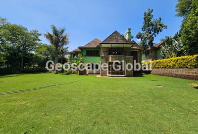 5 Bed House with En Suite in Runda