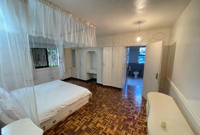 1 Bed House with En Suite in Nyari - 4