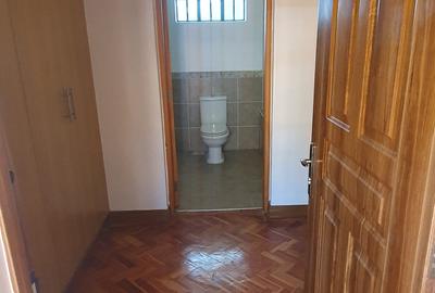 4 Bed House with En Suite in Karen - 4