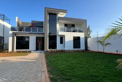 5 Bed Villa with En Suite at Mugutha