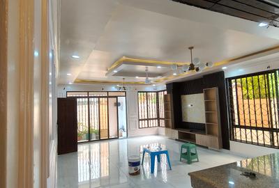 2 Bed Villa with En Suite at Utange