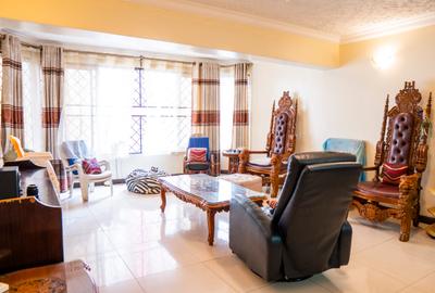 3 Bed Apartment with En Suite at 3Rd Parklands Avenue