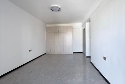 2 Bed Apartment with En Suite in Kileleshwa - 3