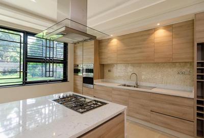 5 Bed Townhouse with En Suite in Muthaiga