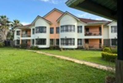 Serviced 2 Bed Apartment with En Suite in Runda