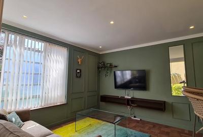 Furnished 1 Bed Apartment with En Suite in Riverside - 4