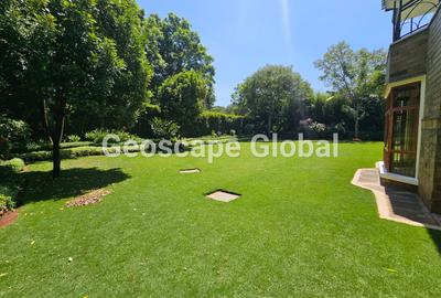 5 Bed House with En Suite in Runda