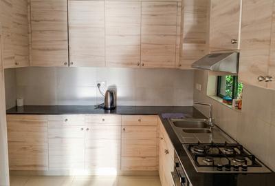 Serviced 2 Bed Apartment with En Suite at Lantana - 3