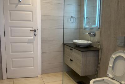 Serviced 1 Bed Apartment with En Suite in Westlands Area - 4