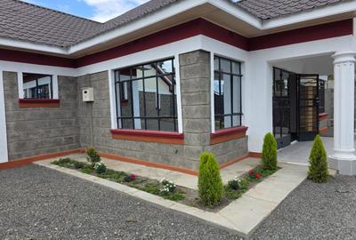 4 Bed House with En Suite in Kitengela - 2