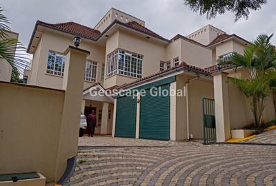 4 Bed House with En Suite in Kyuna