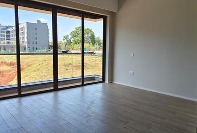 3 Bed Apartment with En Suite in Nyari - 2