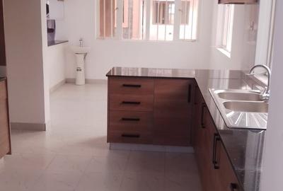 3 Bed House with En Suite at Malaa