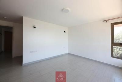 2 Bed Apartment with En Suite in Lavington