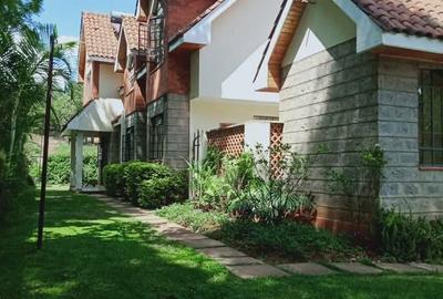 4 Bed Townhouse with En Suite in Lavington - 4