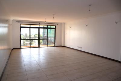 4 Bed Apartment with En Suite in Parklands