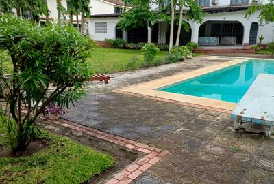 5 Bed House with En Suite at Nyali Mombasa