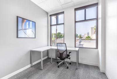 Furnished 8 m² Office with Service Charge Included at Westlands Rd