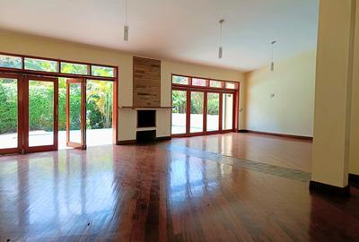 4 Bed House with En Suite in Runda - 4